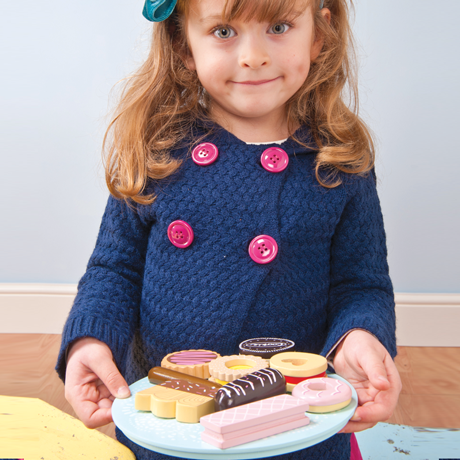 Le Toy Van - Biscuit & Plate Set-Binky Boppy